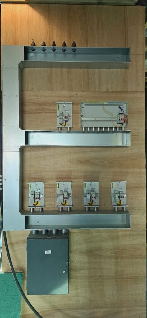 Commercial distribution board installation — three phase
